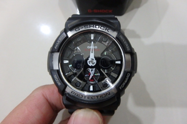 CASIO G-shock รุ่น GA-200-1ADR สีดำ ของแท้ สภาพใหม่ มีกล่อง ส่งฟรี
