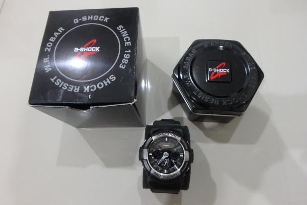 CASIO G-shock รุ่น GA-200-1ADR สีดำ ของแท้ สภาพใหม่ มีกล่อง ส่งฟรี