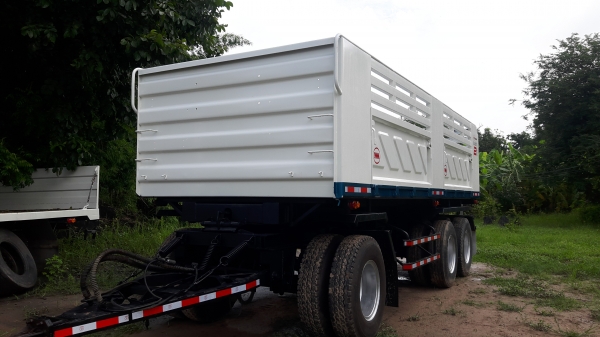 ขายครับ ลูกพ่วงดั้ม สามมิตร ปี52 สามเพลาแท้ ขายครับ ลูกพ่วงดั้ม สามมิตร ปี52 สามเพลาแท้