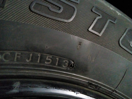 265/65R17   BRIDGESTONE DUELER H/T 684II สวยทน ชุด 4 เส้น  tel.081-427-3941