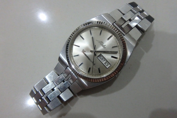นาฬิกา Mido ชาย Auto รุ่น Commander 8017-1 เรือนเงิน ของแท้ สภาพดี ส่งฟรี