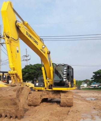 ขายดาวน์ 250,000  SUMIITOMO SH210-5 ปี 2016 ทำงาน 2,600 ชม.รถมี PM7,000 ชม. หมายเหตุ.  จัดมา 48 งวด.  จ่ายไปแล้ว  10 งวด                    คงเหลือ. 38 งวด x 87,600 =  3,328,800                (ใน 38 ค้าง 3 งวดครับ )  รถอยู่ จ.โคราช 090-772-3710 090-772-3