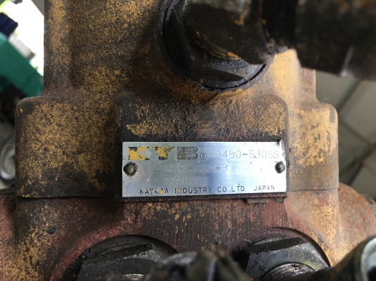 ชุดมอเตอร์สวิงแมคโคร ยี่ห้อ คายาบ้า ใส่ Sumitomo SH60-1 ชุดมอเตอร์สวิงแมคโคร ยี่ห้อ คายาบ้า ใส่ Sumitomo SH60-1