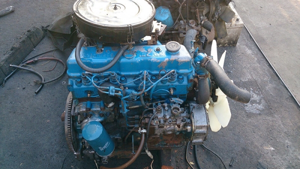 ขายเครื่องยนต์ดีเซลนิสสัน 2500 ซีซี