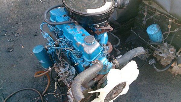 ขายเครื่องยนต์ดีเซลนิสสัน 2500 ซีซี