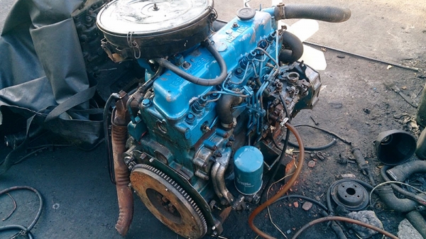 ขายเครื่องยนต์ดีเซลนิสสัน 2500 ซีซี