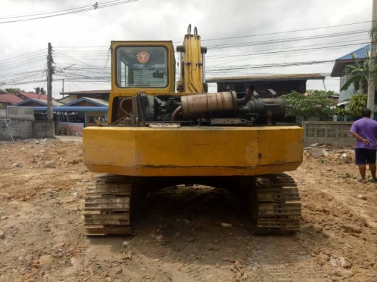 ขาย 255,000KOMATSU PC 120-3 เครื่อง ISUZUดี ปั้มแรง เอวขยับนิดหน่อย ช่วงล่างดี รถพร้อมใช้ รถอยู่ จ.ศรีษะเกศ 090-772-3710 090-772-3708