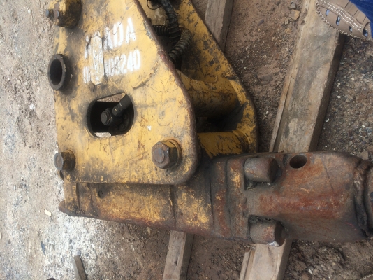 หัวทุบnpk3xเก่านอกใส่รถpc60