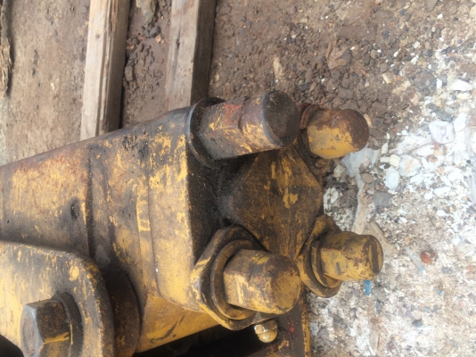 หัวทุบnpk3xเก่านอกใส่รถpc60