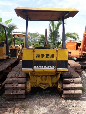 ขายKOMATSU D20P-6  เก่าญี่ปุ่นแท้  มาใหม่ เดิมๆๆ  เครื่องปั๊มดี  3,XXX  ชั่วโมง  ลองระบบกันได้ทุกวัน  โทร  089-3818694  ดวงนภา