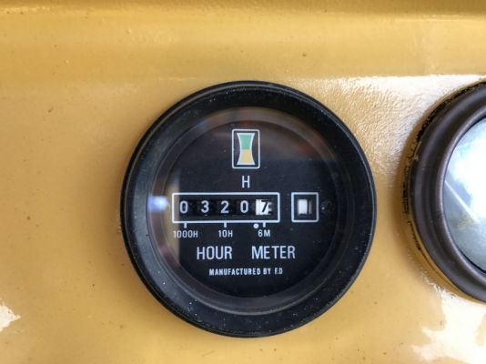 Komatsu D20PL-5 แทร็ค 70 เกียร์ตัด นำเข้าจากญี่ปุ่น รถสวยมากครับ