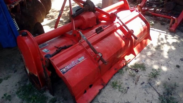 4708  ดันหน้า ผาลหลัง24*6พร้อมโรตารี่ รถใช้งาน น้อย 1,035ชั่วโมง เอกสารทะเบียนพร้อม