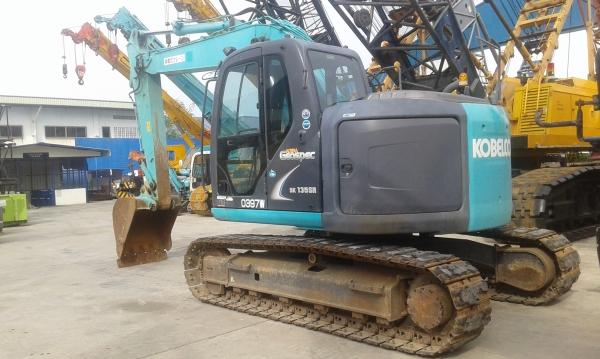 SK135SR-2 YY06 SK135SR-2 YY06