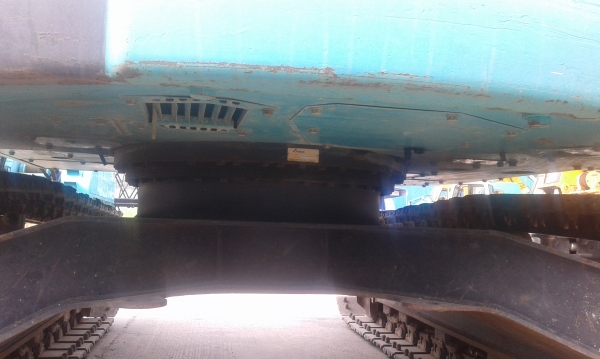 SK135SR-2 YY06 SK135SR-2 YY06