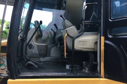 ขาย!! >>> CAT 320D ช่วงล่างเต็ม เล่มทะเบียน <<< เบอร์ติดต่อ 098-7155789