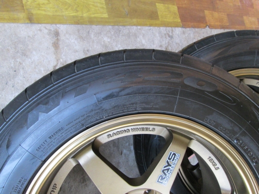 ล้อแม็ก TE37 ขอบ18 6รู114 พร้อมยาง ใส่ นาวาร่า