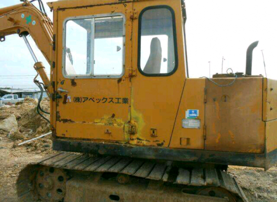 ขาย!! >>> Komatsu Pc60 รุ่น 1 ราคา 245,000 บาท <<< เบอร์ติดต่อ 098-7155789