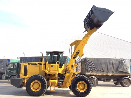 ด่วน!!รถตักล้อยางยี่ห้อ LOVOL รุ่น FL958G-II LONG ARM สภาพสวยพร้อมใช้งาน ไม่เคยใช้งานในไทยมาก่อน