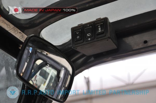 ขายรถโฟล์คลิฟท์มือสอง TOYOTA รุ่น 8FD30-13254 นำเข้าจากประเทศญี่ปุ่น 100\% ไม่เคยใช้งานในไทย