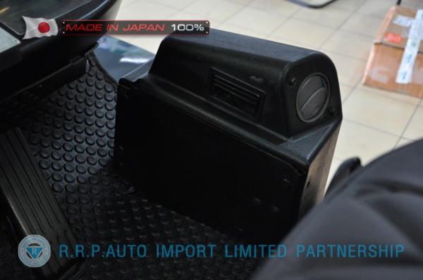 ขายรถโฟล์คลิฟท์มือสอง TOYOTA รุ่น 8FD30-13254 นำเข้าจากประเทศญี่ปุ่น 100\% ไม่เคยใช้งานในไทย