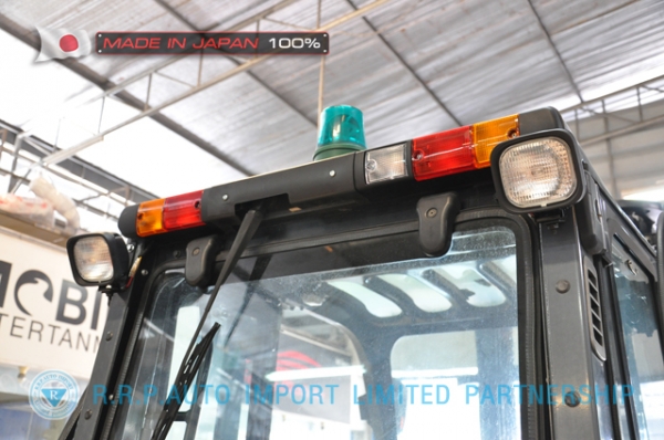 ขายรถโฟล์คลิฟท์มือสอง TOYOTA รุ่น 8FD30-13254 นำเข้าจากประเทศญี่ปุ่น 100\% ไม่เคยใช้งานในไทย