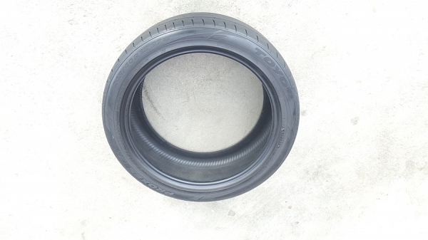 ขายยาง245/40/18 ปี 2314 TOYO 2 เส้น ขายยาง245/40/18 ปี 2314 TOYO 2 เส้น