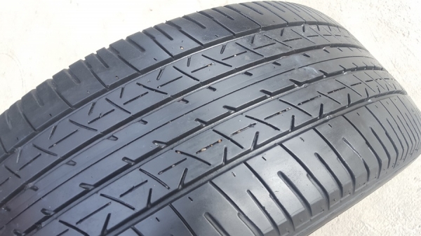 ขายยาง215/55/17 ปี 3314 BRIDGESTONE ER33 4 เส้น