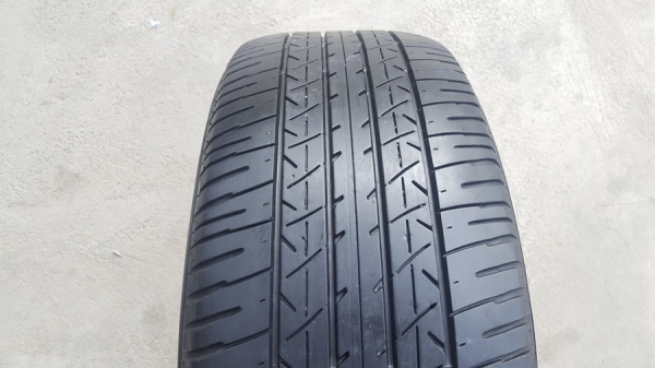 ขายยาง215/55/17 ปี 3314 BRIDGESTONE ER33 4 เส้น