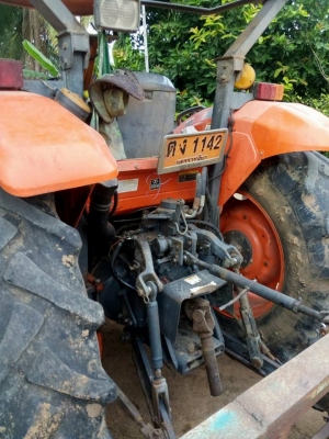 ขายรถไถ M7040 ปี52 อุปกรณ์ ดันหน้า ผานหลัง เล่มทะเบียนพร้อมโอน ราคา420,000 สนใจโทร 090-8588220 093-3258446 www.narong2truck.com www.truck.in.th/498 https://www.facebook.com/narong2truck/ ID: narong498 ID: 0984610380 เพจ Facebook ณรงค์ ซื้อขายรถมือสอง กลุ่