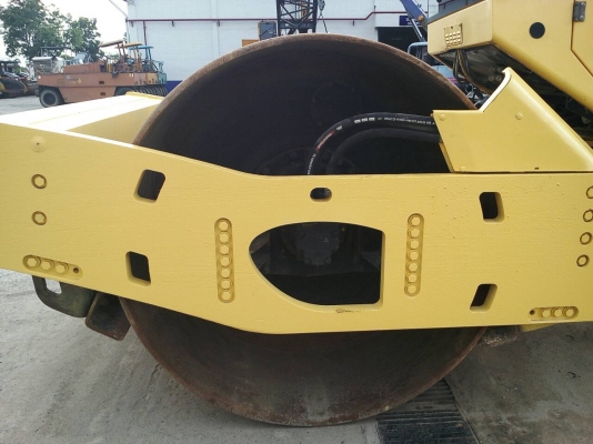 ขายรถบด BOMAG BW219D-4 ขนาด 19ตัน ปี2007 รถเก่าญี่ปุ่นไม่เคยใช้งานในไทยครับ ขายรถบด BOMAG BW219D-4 ขนาด 19ตัน ปี2007 รถเก่าญี่ปุ่นไม่เคยใช้งานในไทยครับ