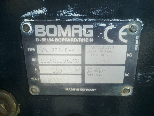 ขายรถบด BOMAG BW219D-4 ขนาด 19ตัน ปี2007 รถเก่าญี่ปุ่นไม่เคยใช้งานในไทยครับ ขายรถบด BOMAG BW219D-4 ขนาด 19ตัน ปี2007 รถเก่าญี่ปุ่นไม่เคยใช้งานในไทยครับ