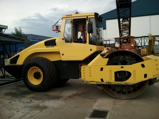 ขายรถบด BOMAG BW219D-4 ขนาด 19ตัน ปี2007 รถเก่าญี่ปุ่นไม่เคยใช้งานในไทยครับ ขายรถบด BOMAG BW219D-4 ขนาด 19ตัน ปี2007 รถเก่าญี่ปุ่นไม่เคยใช้งานในไทยครับ
