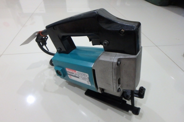 จิ๊กซอว์ ปรับรอบ MAKITA มากีต้าร์ ของแท้ รุ่น 4300BV 390W. สภาพใหม่มาก