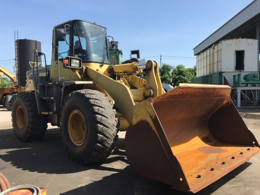 รถตักล้อยาง3คิว Komatsu WA300-3E รุ่นยอดนิยม สภาพดี ทำงานได้เลย