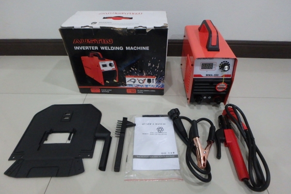เครื่องเชื่อมอินเวอร์เตอร์ 350 A ยี่ห้อ Austin รุ่น MMA-350 ของใหม่ ตัวเล็ก เบา ยกง่าย สะพายได้