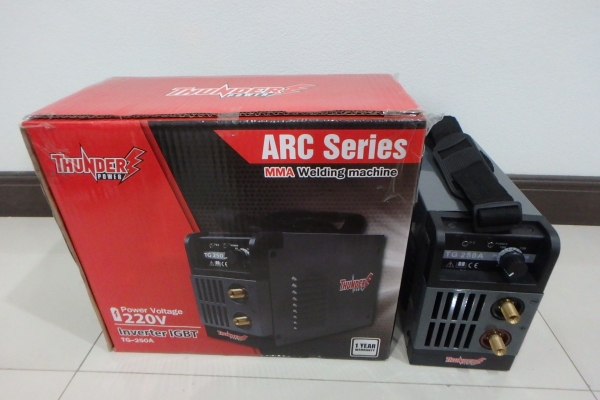 เครื่องเชื่อมอินเวอร์เตอร์ 250 A ยี่ห้อ Thunder Power รุ่น TG-250A ของใหม่ ตัวเบา ยกง่าย แอมป์เต็ม