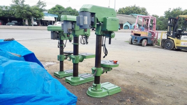 ** SOLD ** เหลือ 1 ตัว ** สว่านแท่นญี่ปุ่นเข้าใหม่ 3 ตัว ใช้ไฟบ้าน 220V สดแน่นพร้อมใช้ ** SOLD ** เหลือ 1 ตัว ** สว่านแท่นญี่ปุ่นเข้าใหม่ 3 ตัว ใช้ไฟบ้าน 220V สดแน่นพร้อมใช้