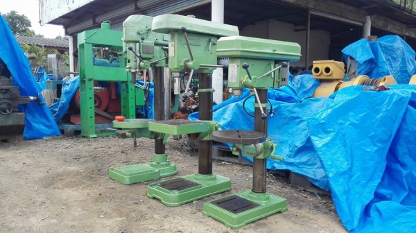 ** SOLD ** เหลือ 1 ตัว ** สว่านแท่นญี่ปุ่นเข้าใหม่ 3 ตัว ใช้ไฟบ้าน 220V สดแน่นพร้อมใช้