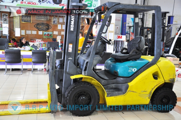 ขายรถโฟล์คลิฟท์มือสอง KOMATSU รุ่น FG20HC-573134 นำเข้าจากประเทศญี่ปุ่น 100\% ไม่เคยใช้งานในไทย