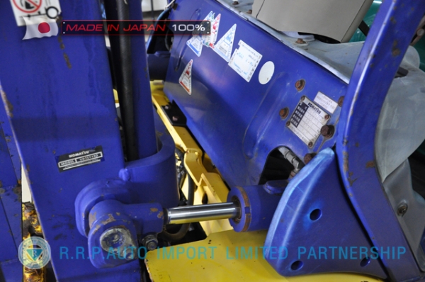 ขายรถโฟล์คลิฟท์มือสอง KOMATSU รุ่น FG20LC-532713 นำเข้าจากประเทศญี่ปุ่น 100\% ไม่เคยใช้งานในไทย