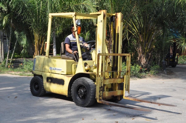 ขายFORKLIFT MITSUBISHI FG25(2.5ตัน) สวยเดิมจากญี่ปุ่น ยังไม่เคยใช้ในไทย 135,000เท่านั้น!!