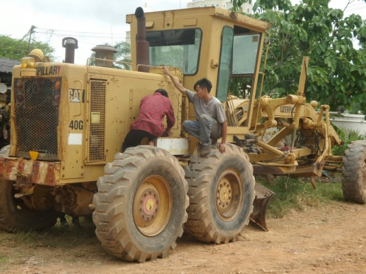 รถเกรด CAT 140G 72V 13800 เอกสารเล่มทะเบียน พร้อมลงงาน