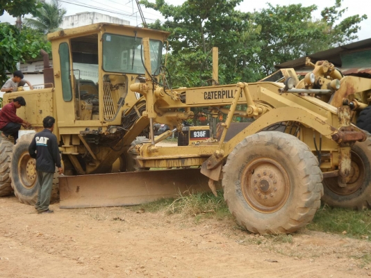 รถเกรด CAT 140G 72V 13800 เอกสารเล่มทะเบียน พร้อมลงงาน