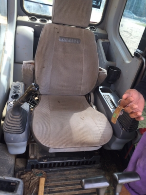 PC200-7..เล่มทะเบียน รถมี2คัน สภาพดี รถเดิมสวยดี