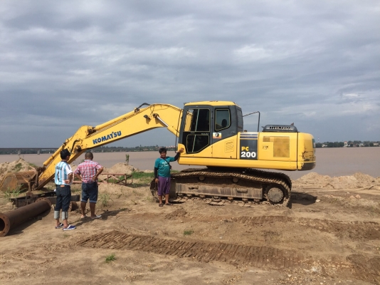 PC200-7..เล่มทะเบียน รถมี2คัน สภาพดี รถเดิมสวยดี