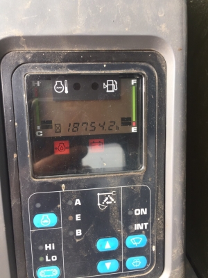 PC200-7..เล่มทะเบียน รถมี2คัน สภาพดี รถเดิมสวยดี