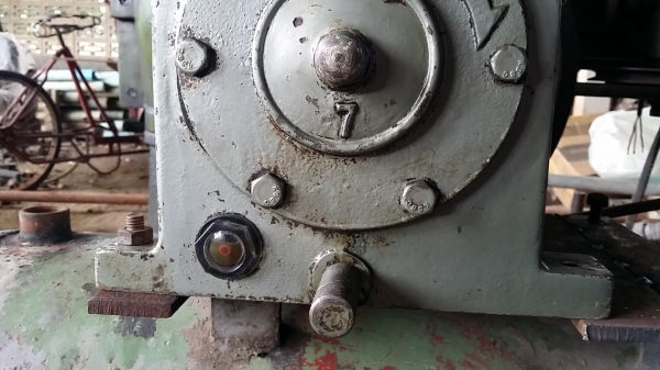 หัวปั้มลม เมจิ ญี่ปุ่น 7.5 แรง พร้อมนั่งแท่น หัวปั้มลม เมจิ ญี่ปุ่น 7.5 แรง พร้อมนั่งแท่น