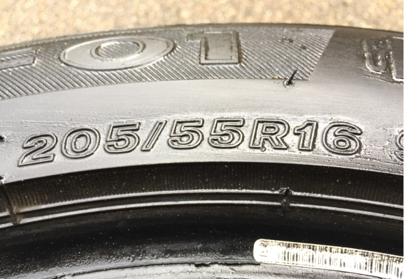 ยาง Firestone 205 55 16 ปี16 ดอกเต็ม ไม่มีปะ ใช้ยาว ราคาไม่แพง