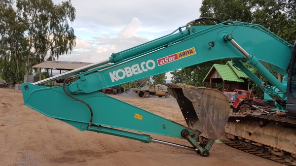 ขายด่วน $$1,680,000$$ KOBELCO SK200 SUPER MARK-8 YN12 สภาพพร้อมใช้งาน