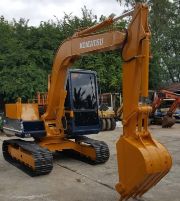 ขาย  KOMUTSU PC60-5 เก่านอกญี่ปุ่น